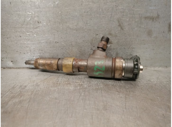 Recambio de inyector para peugeot partner kombi 1.6 16v hdi cat referencia OEM IAM 0445110739 BOSCH