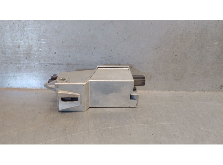 Recambio de antirrobo para ford focus iii turnier 1.5 tdci referencia OEM IAM 7G913F880 1686782 