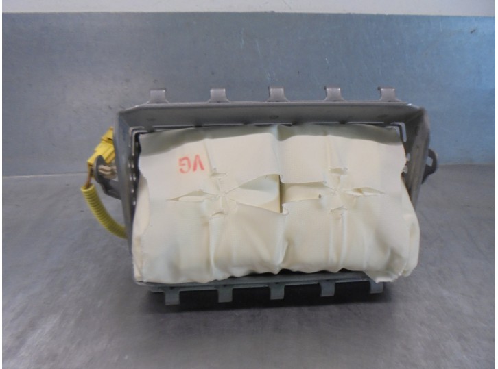 Recambio de airbag delantero derecho para mitsubishi lancer berlina (cy0) 2.0 di-d cat referencia OEM IAM 7030A071  