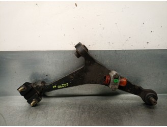 Recambio de brazo suspension inferior delantero derecho para citroën saxo 1.4 referencia OEM IAM 352079 352079 