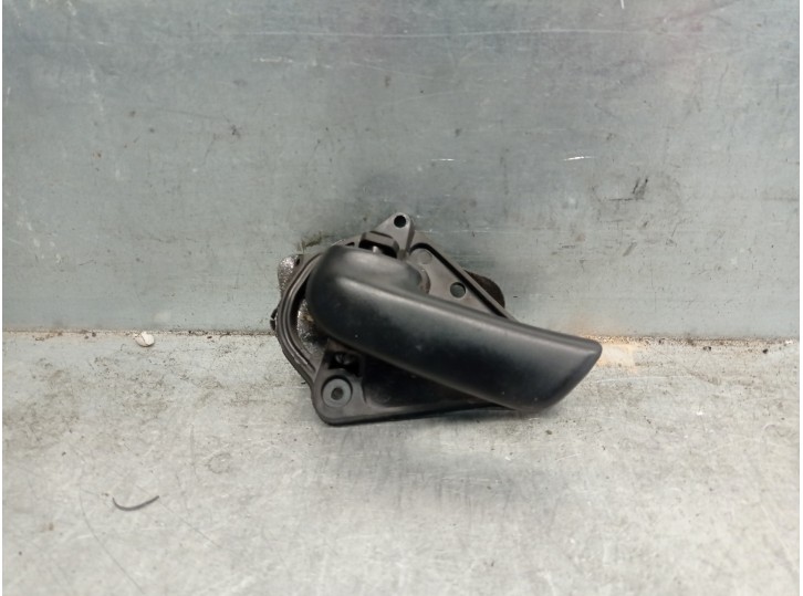 Recambio de maneta interior delantera izquierda para chrysler voyager (gs) 2.4 cat referencia OEM IAM   5 PUERTAS