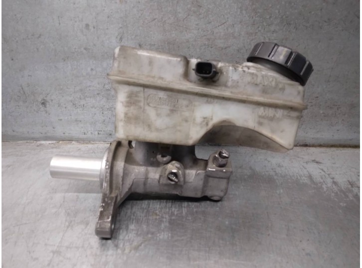 Recambio de bomba freno para dacia lodgy 1.5 dci diesel fap cat referencia OEM IAM 460915125R 1070529S01 RENAULT