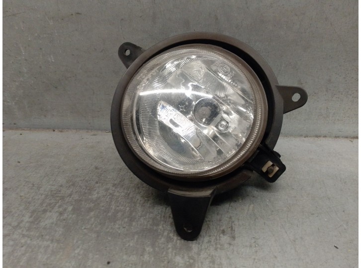 Recambio de faro antiniebla izquierdo para kia sorento 2.5 crdi cat referencia OEM IAM 922013E0 