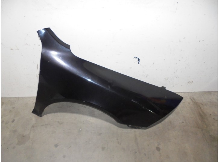 Recambio de aleta delantera derecha para skoda octavia berlina (1z3) 1.9 tdi referencia OEM IAM 3588403 NEGRA 