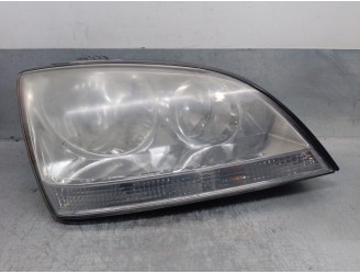 Recambio de faro derecho para kia sorento 2.5 crdi cat referencia OEM IAM 921023E060  5 PUERTAS