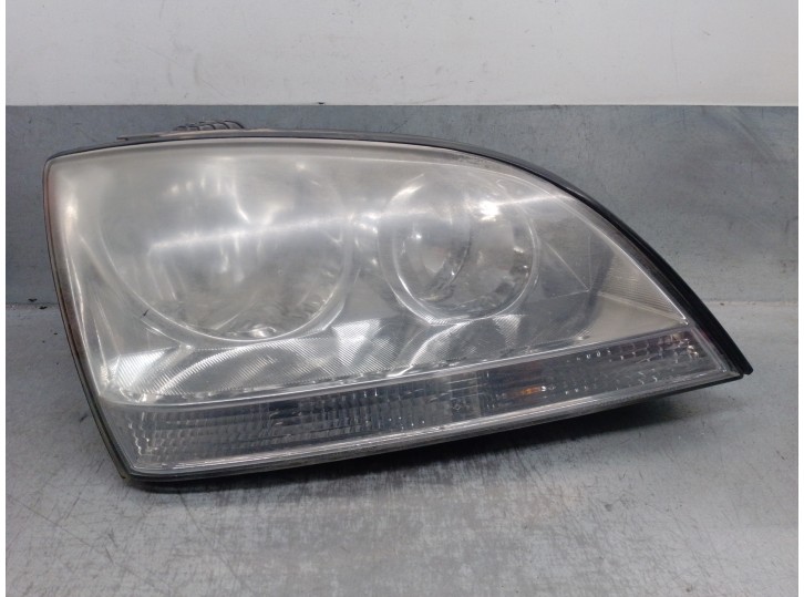 Recambio de faro derecho para kia sorento 2.5 crdi cat referencia OEM IAM 921023E060 5 PUERTAS
