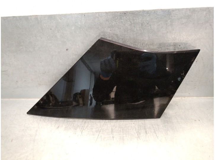 Recambio de molduras traseras para nissan micra v (k14) 0.9 ig-t referencia OEM IAM 781265FA0A 781265FA0A 