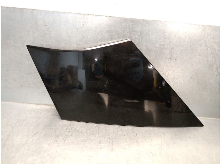 Recambio de molduras traseras para nissan micra v (k14) 0.9 ig-t referencia OEM IAM 781275FA0A 781275FA0A 