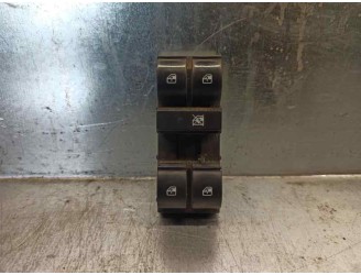 Replacement front left window regulator switch for Fiat Bravo (198) 1.6 JTDM 16V CAT OEM IAM reference 735441022 