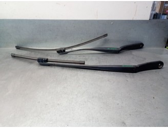 Recambio de brazo limpia delantero derecho para bmw 5 (f10) 530 d referencia OEM IAM 61617203156 61617203156 