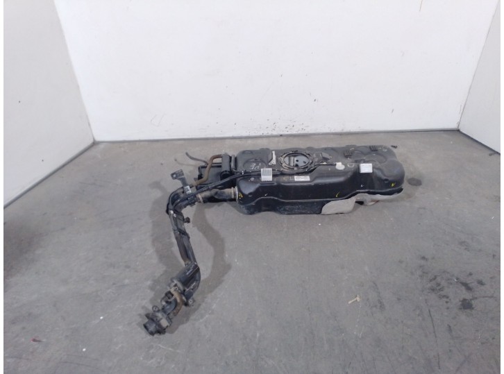 Recambio de deposito combustible para kia niro (de) 1.6 gdi hybrid referencia OEM IAM 31150G2000 31150G2050 