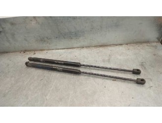 Replacement hood dampers for Fiat Stilo (192) 1.9 8V JTD CAT OEM IAM reference 46784590 250N 