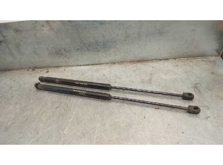 Replacement hood dampers for Fiat Stilo (192) 1.9 8V JTD CAT OEM IAM reference 46784590 250N 