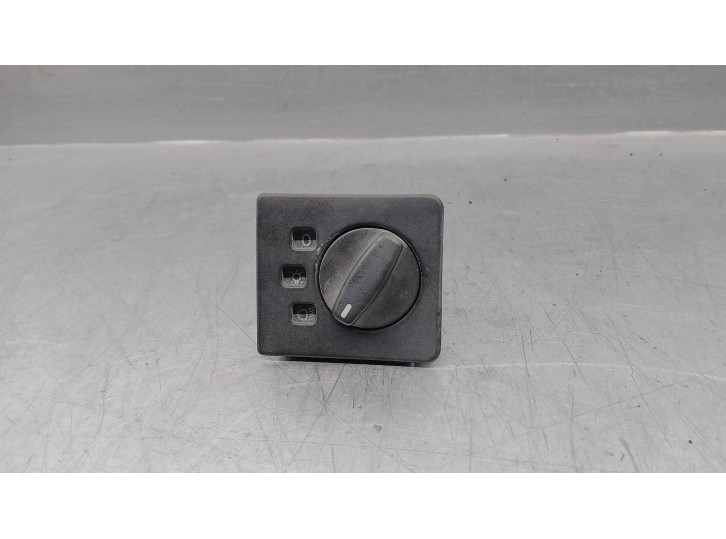 Recambio de mando luces salpicadero para peugeot boxer caja cerrada (rs3200)(230)(´02) 2.5 turbodiesel cat referencia OEM IAM 62