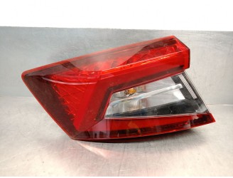 Recambio de piloto trasero izquierdo para skoda karoq (nu7, nd7) 1.5 tsi referencia OEM IAM 57A945711 57A945711 