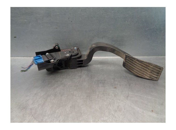 Recambio de potenciometro pedal para citroën nemo basis referencia OEM IAM 51801577 0280755105 BOSCH