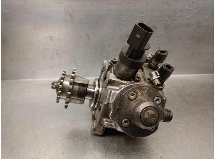 Recambio de bomba inyeccion para bmw x3 (e83) 2.0 sd referencia OEM IAM 13518577643 13518577643 0986437402 BOSCH