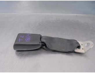 Recambio de enganche cinturon para mitsubishi lancer berlina (cy0) 2.0 di-d cat referencia OEM IAM 7000A229XA  TRAS IZQ.