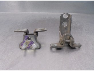 Recambio de bisagra puerta para mitsubishi lancer berlina (cy0) 2.0 di-d cat referencia OEM IAM 5732A008 5702A005 