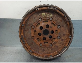 Recambio de volante motor para audi a3 (8p) 1.9 tdi referencia OEM IAM 03G105266BM 415025010 