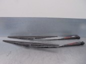 Recambio de brazo limpia delantero derecho para ford fiesta berl./courier 1.1 cat referencia OEM IAM 6164248  