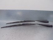 Recambio de brazo limpia delantero derecho para ford fiesta berl./courier 1.1 cat referencia OEM IAM 6164248  