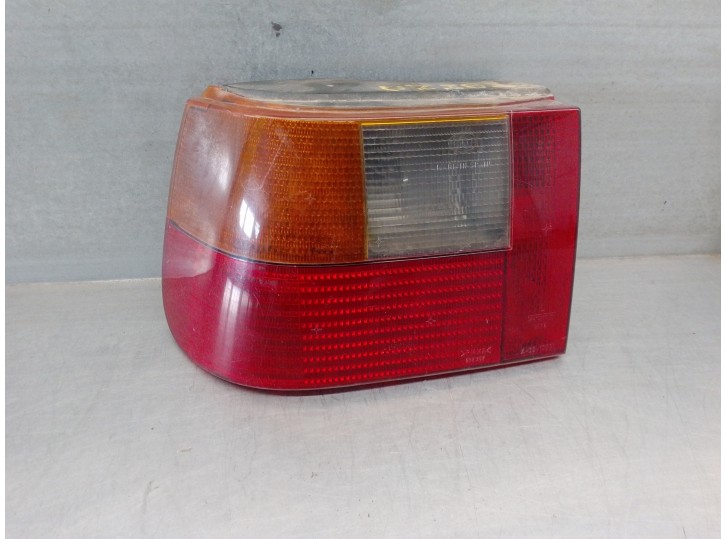 Replacement rear left tail light for Seat Ibiza (6K) 1.4 OEM IAM reference 6K6945111 