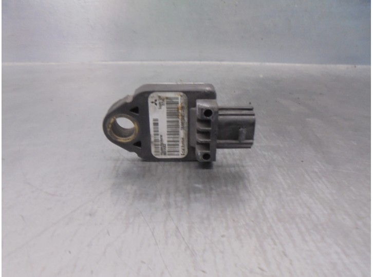 Recambio de sensor impacto para mitsubishi lancer berlina (cy0) 2.0 di-d cat referencia OEM IAM 8651A002  