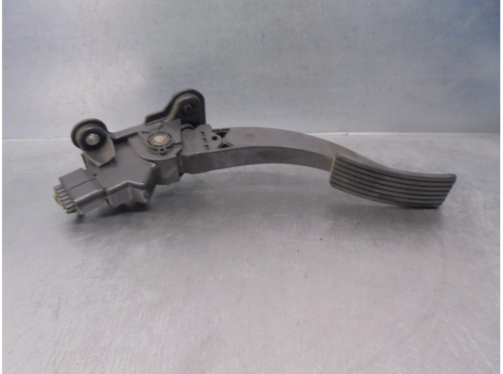 Recambio de potenciometro pedal para mitsubishi lancer berlina (cy0) 2.0 di-d cat referencia OEM IAM MN101544 07326B2A 