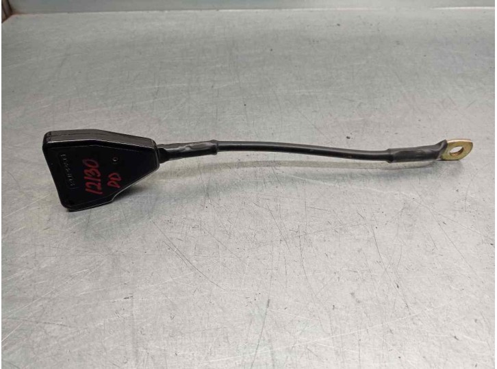 Recambio de enganche cinturon para seat terra 0.9 referencia OEM IAM SIN REFE DEL DER 4 PUERTAS