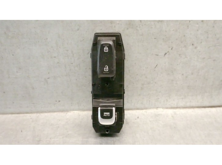 Recambio de mando elevalunas delantero derecho para kia sportage iv (ql, qle) 1.6 crdi referencia OEM IAM 93575F1070 
