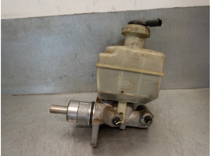 Recambio de bomba freno para land rover discovery 2.7 td v6 cat referencia OEM IAM SJJ500030  TRW