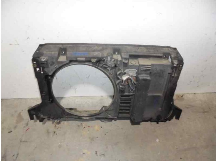 Replacement front radiator grille for Citroën C5 estate 2.0 16V cat (RFN / EW10J4) OEM IAM reference FIBER WITH CER