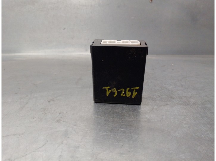 Recambio de amplificador para toyota corolla (e12) 1.4 turbodiesel cat referencia OEM IAM 8865002390 MB2772000630 DENSO