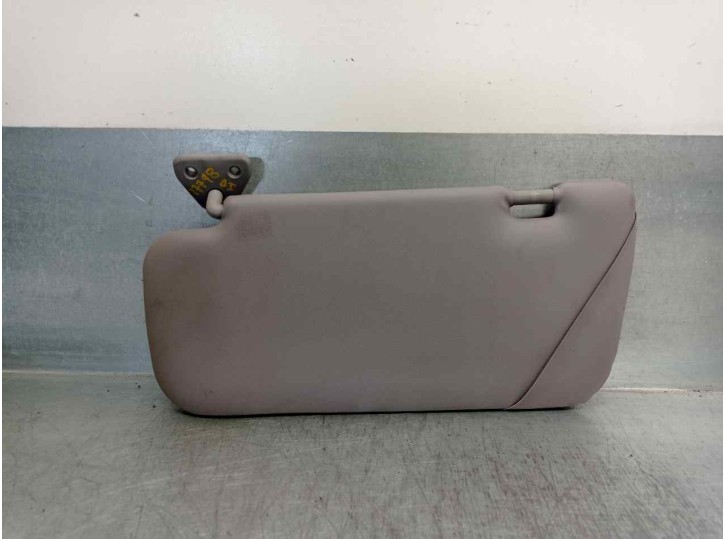 Recambio de parasol izquierdo para nissan primera berlina (p12) 1.6 cat referencia OEM IAM 96401AV600 