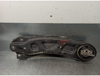 Recambio de brazo suspension superior trasero izquierdo para mercedes-benz clase cla (w117) 2.1 cdi cat referencia OEM IAM A2463