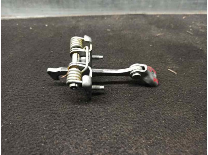 Recambio de retenedor puerta para mg serie 75 (rj) 2.5 v6 24v cat referencia OEM IAM BDH500042 