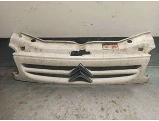 Replacement front grille for Citroën Berlingo 2.0 HDi CAT (RHY / DW10TD) OEM IAM reference 9635604880 