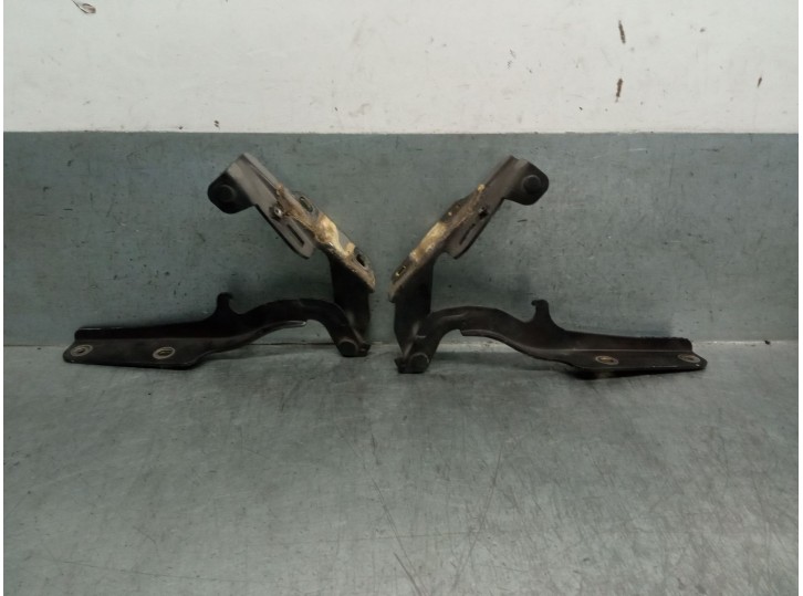 Recambio de bisagra capot para nissan murano i (z50) 3.5 4x4 referencia OEM IAM 65400CA000 65401CA000 