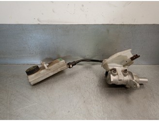 Recambio de bomba freno para citroën c4 berlina 1.6 16v hdi referencia OEM IAM 0204051007  BOSCH