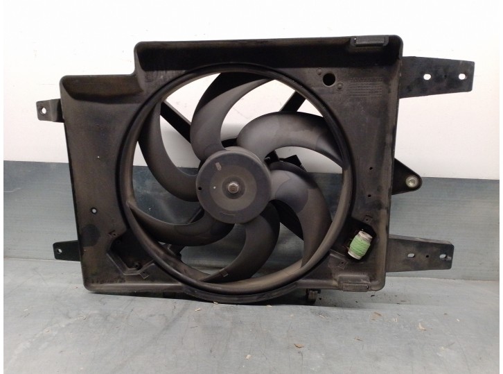 Recambio de electroventilador para lancia lybra berlina 1.9 turbodiesel cat referencia OEM IAM 8240442 51736772 