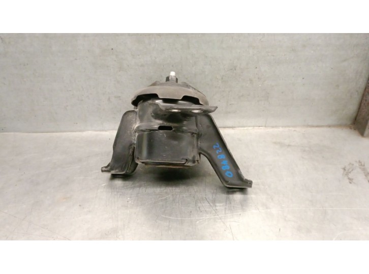 Replacement right engine mount for Kia Sportage IV (QL, QLE) 1.6 CRDi OEM IAM reference 21810D9200 21810D9200 