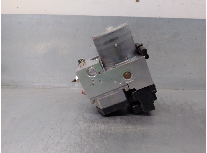 Recambio de abs para porsche boxster (typ 986) 2.5 cat referencia OEM IAM 99635575527 12V