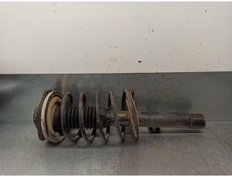 Replacement front left shock absorber for Citroën ZX 1.4 OEM IAM reference 5202EJ 