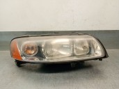 Replacement right headlight for Volvo S60 I (384) 2.4 OEM IAM reference 30698826 30698826 89900256 VALEO