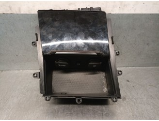 Recambio de guantera para kia xceed (cd) 1.6 crdi 115 referencia OEM IAM 84675J7000 84680J7100WK 