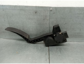 Recambio de potenciometro pedal para ssangyong rodius i 2.7 xdi referencia OEM IAM 2055021001 2055021001 