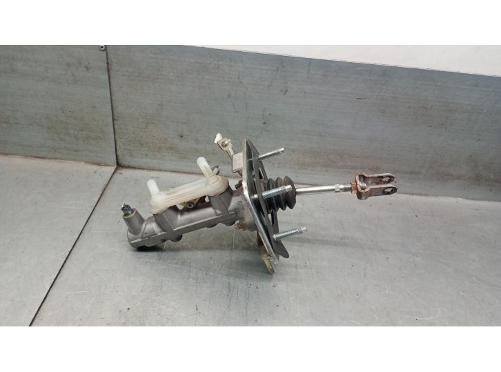 Replacement brake pump for Lexus RX (_U3_) 400h (MHU38_) OEM IAM reference 4720148190 4720148190 