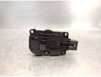 Recambio de motor apertura trampillas climatizador para bmw x1 (u11) sdrive 18 d referencia OEM IAM EKC0004  T53556CE VALEO