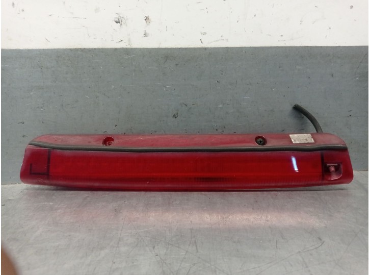 Recambio de luz central de freno para bmw serie 1 berlina (e81/e87) 2.0 turbodiesel cat referencia OEM IAM 63256931397 632569246